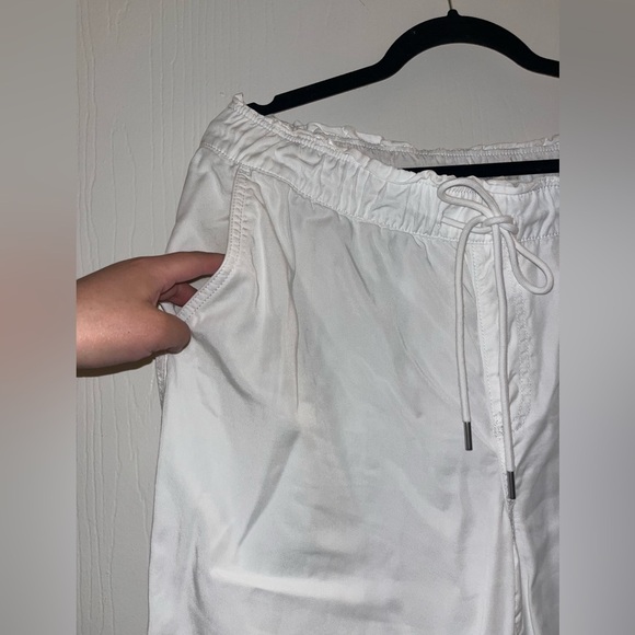 Women’s White Elastic waist pull on Drawstring Straight Leg Pants Size L LOFT - Picture 2 of 7